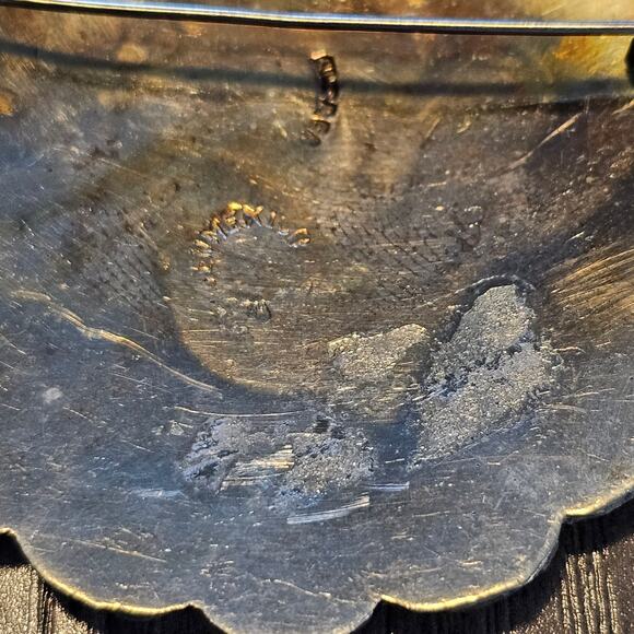 Vintage Alpaca Silver & Abalone Siesta Scene Scalloped Brooch - Picture 5 of 6